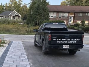 Hardscaping - driveway with stone