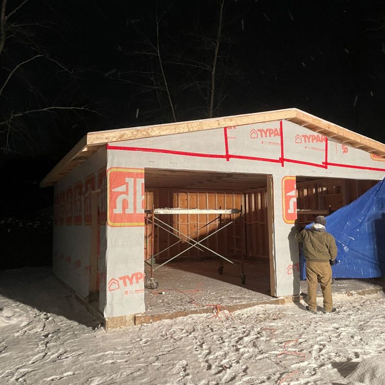 Construction - garage