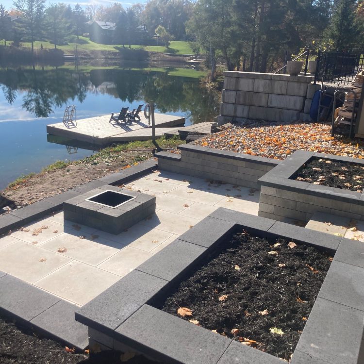 Hardscape - backyard planters