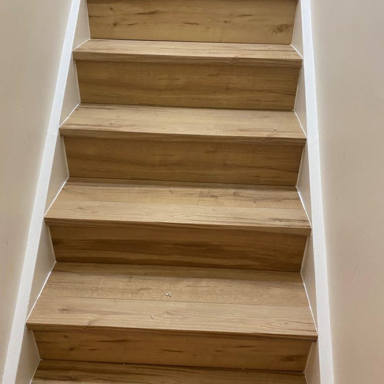 Interior - stairs finished
